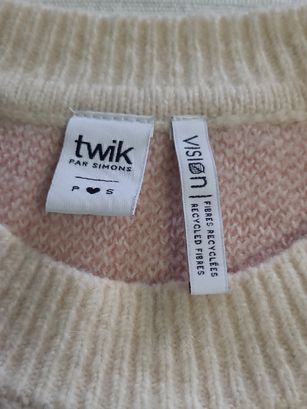 Simons (Twik) - Cream Crewneck Sweater with Pink Graphic - Picture 3 of 7